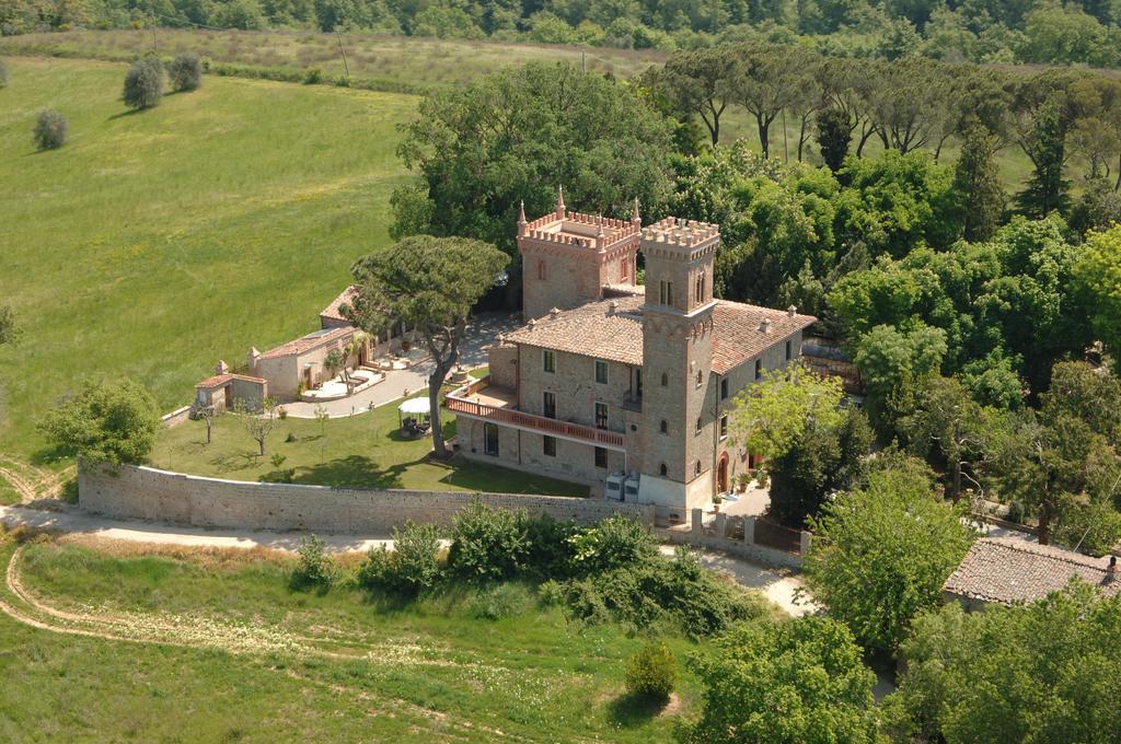 בית הארחה Città della Pieve 	Relais Castelluccio Palusse מראה חיצוני תמונה
